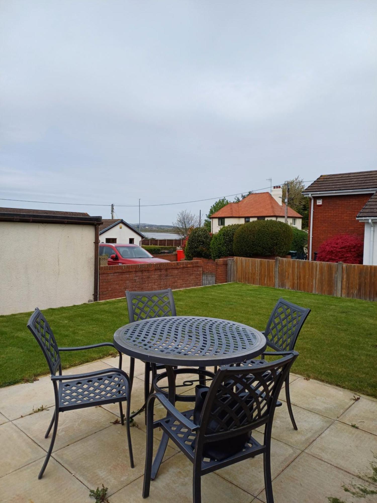 3-Bed Bungalow Near Conwy Valley Close To Castle Colwyn Bay Exterior photo